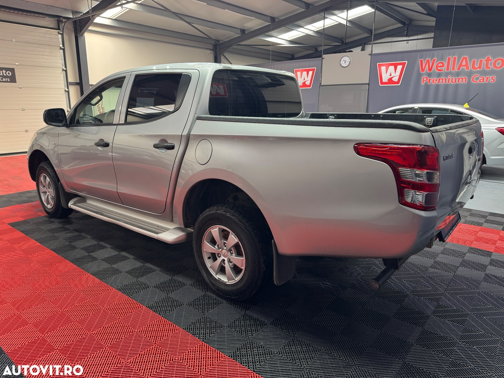 Mitsubishi L200 - 7