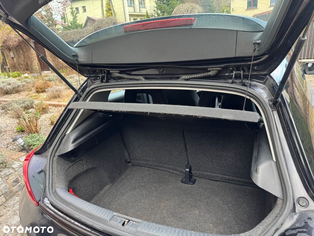 Volkswagen Scirocco 2.0 TDI Blue Motion Technologie - 17