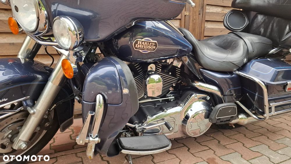 Harley-Davidson Touring Electra Glide - 13