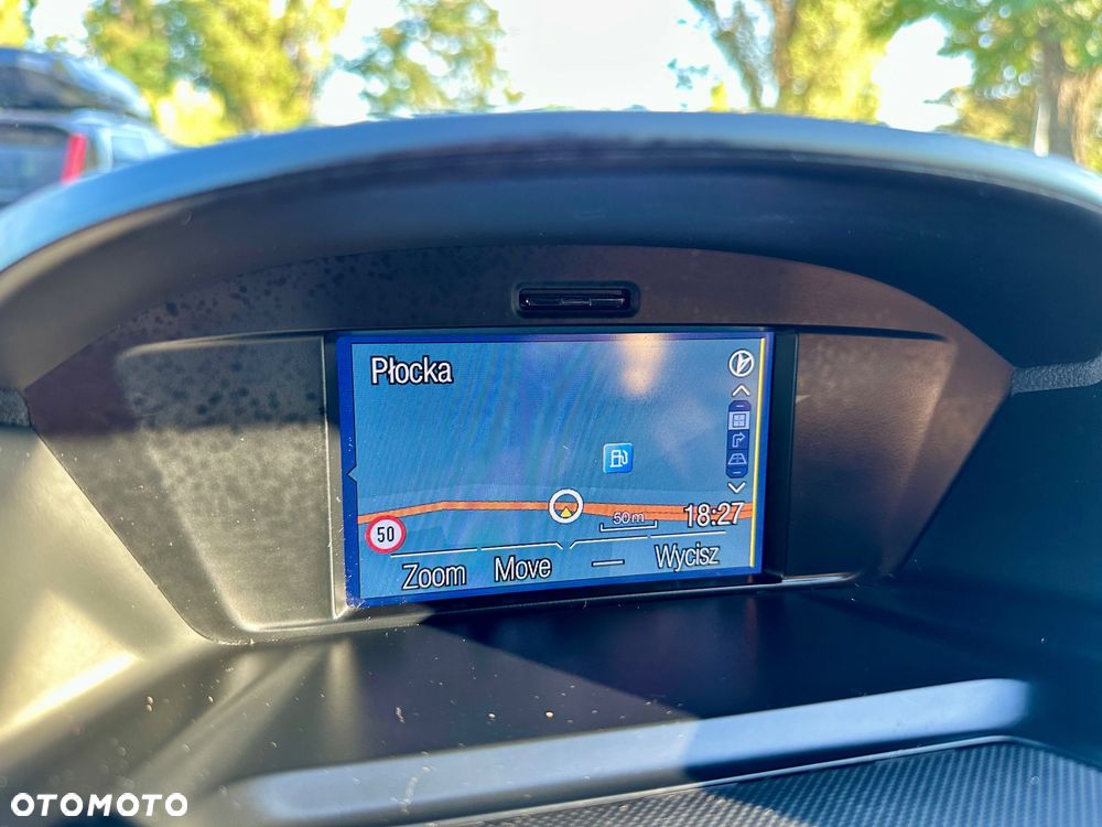 Ford Kuga 2.0 TDCi 2x4 Titanium - 38