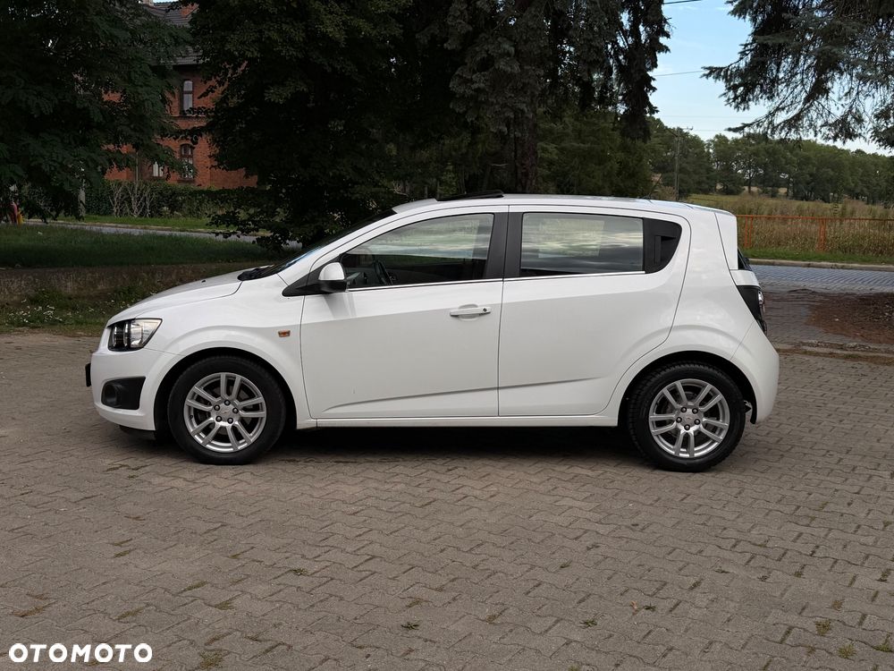 Chevrolet Aveo - 3