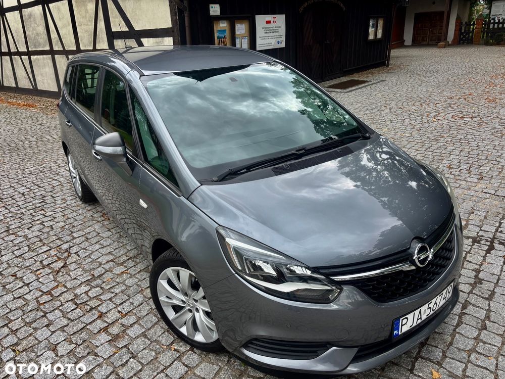Opel Zafira - 2