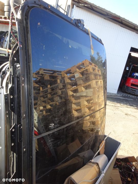 panorama dach panoramiczny solardach audi q7 4l0877041