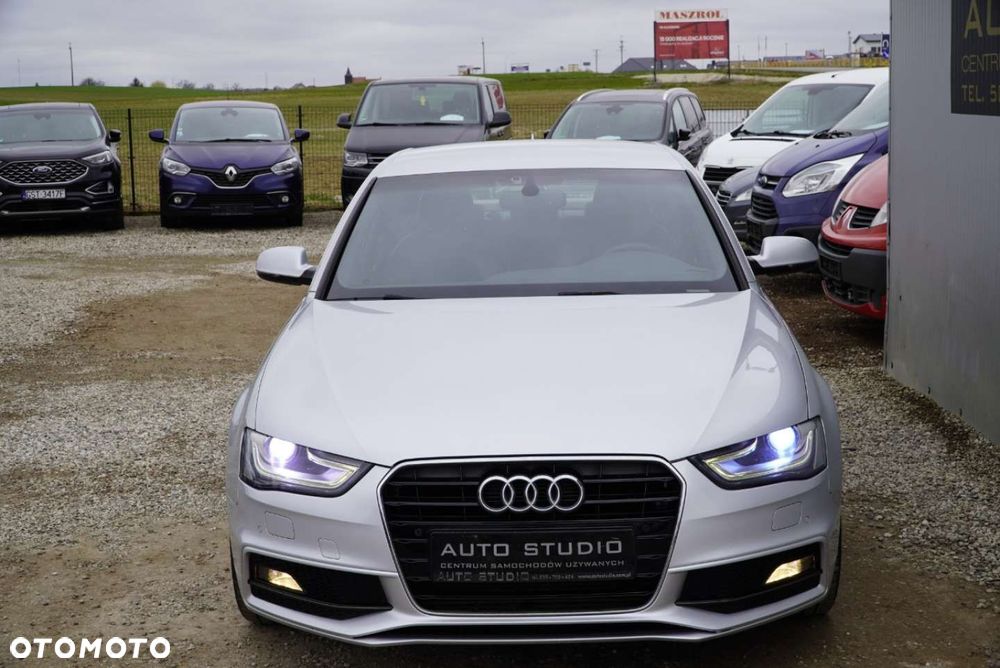 Audi A4 Limousine 2.0 TDI DPF S line Sportpaket - 30