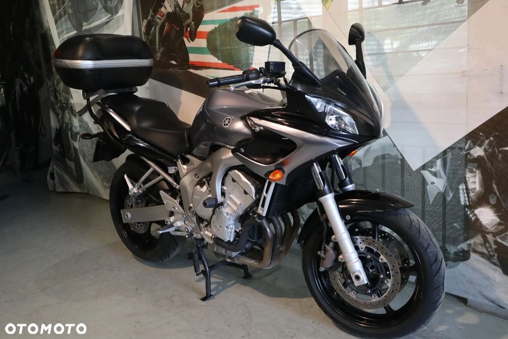 Yamaha FZ6 - 2