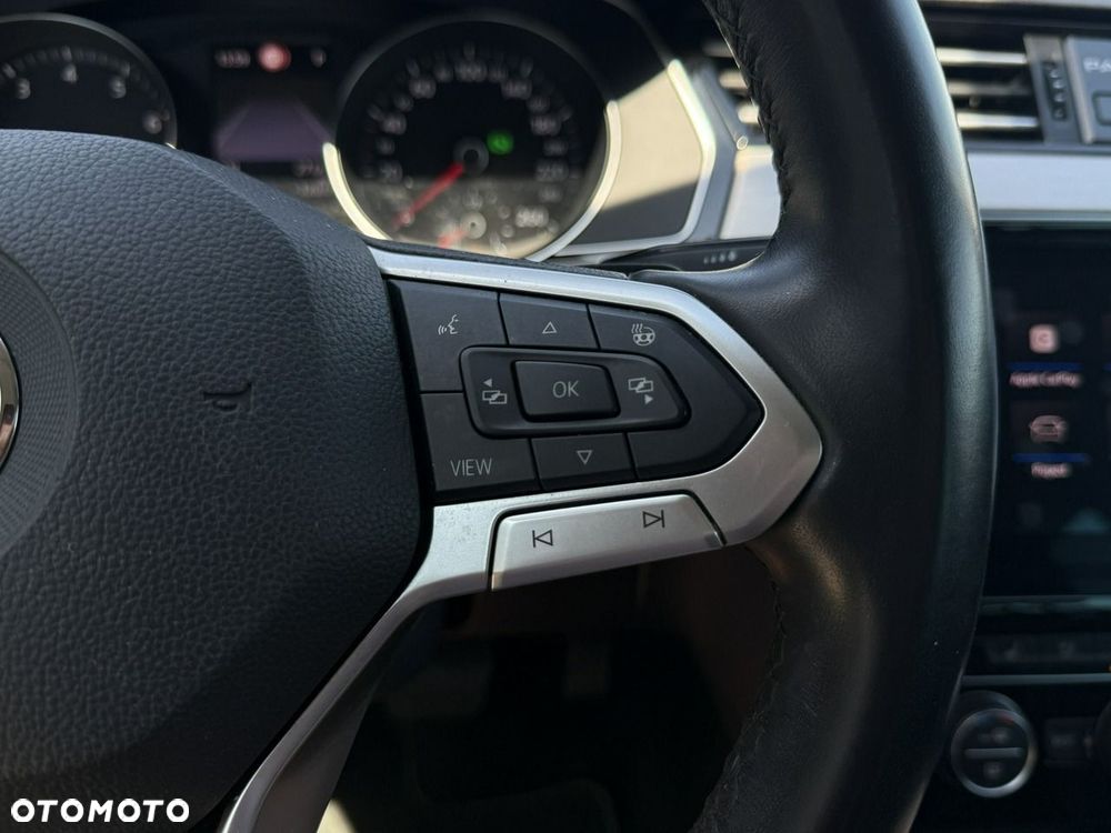 Volkswagen Passat 2.0 TSI Elegance DSG - 17