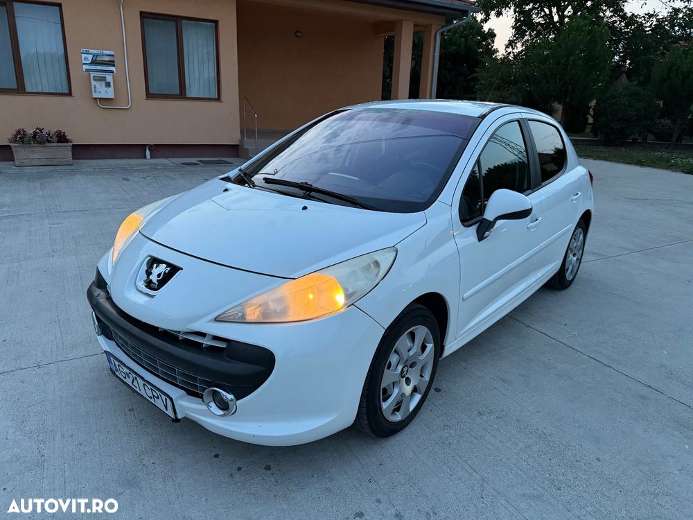 Peugeot 207 1.6HDI Feline - 19