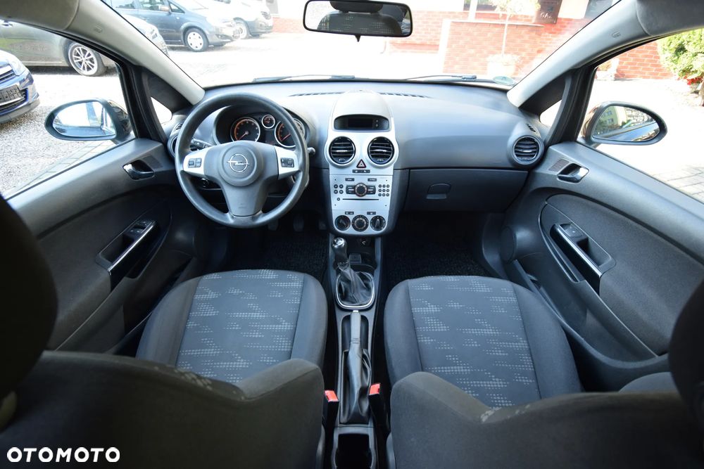 Opel Corsa - 12