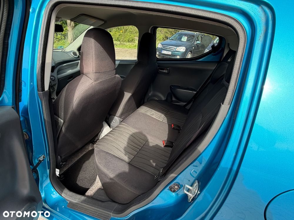 Nissan Pixo 1.0 more - 13