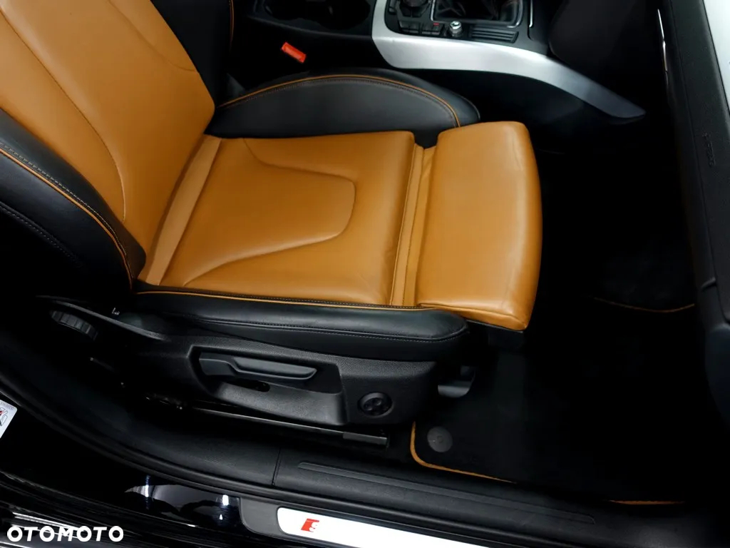 Audi A4 2.0 TDI DPF quattro S line Sportpaket - 14