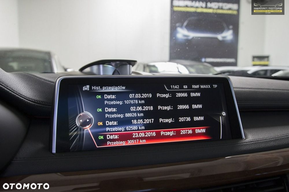 BMW X6 xDriveM50d - 32
