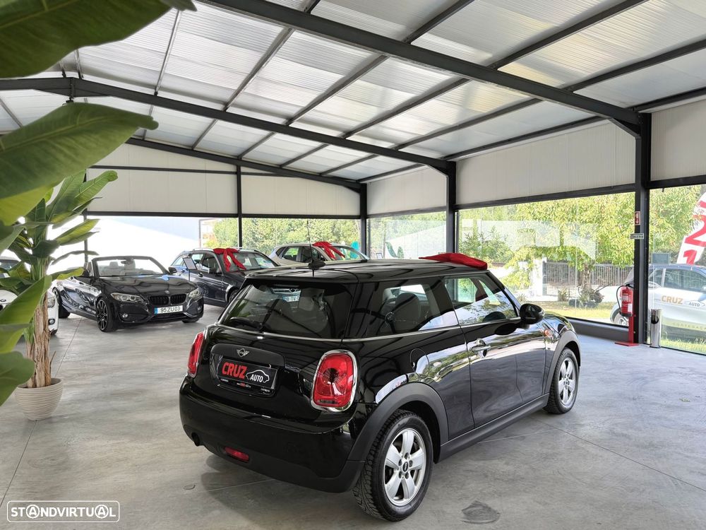 MINI 3 Portas One D - 4