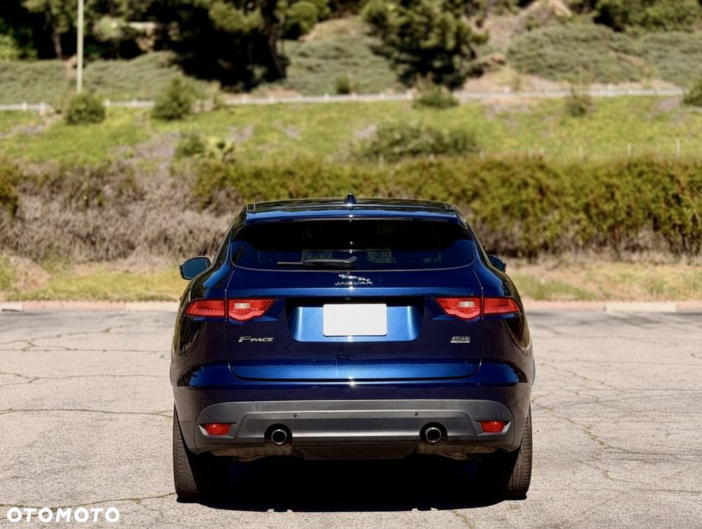 Jaguar F-Pace 2.0 i4P AWD R-Sport - 5