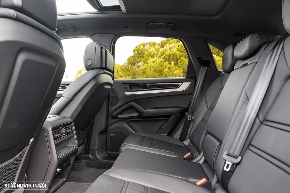 Porsche Cayenne E-Hybrid - 35