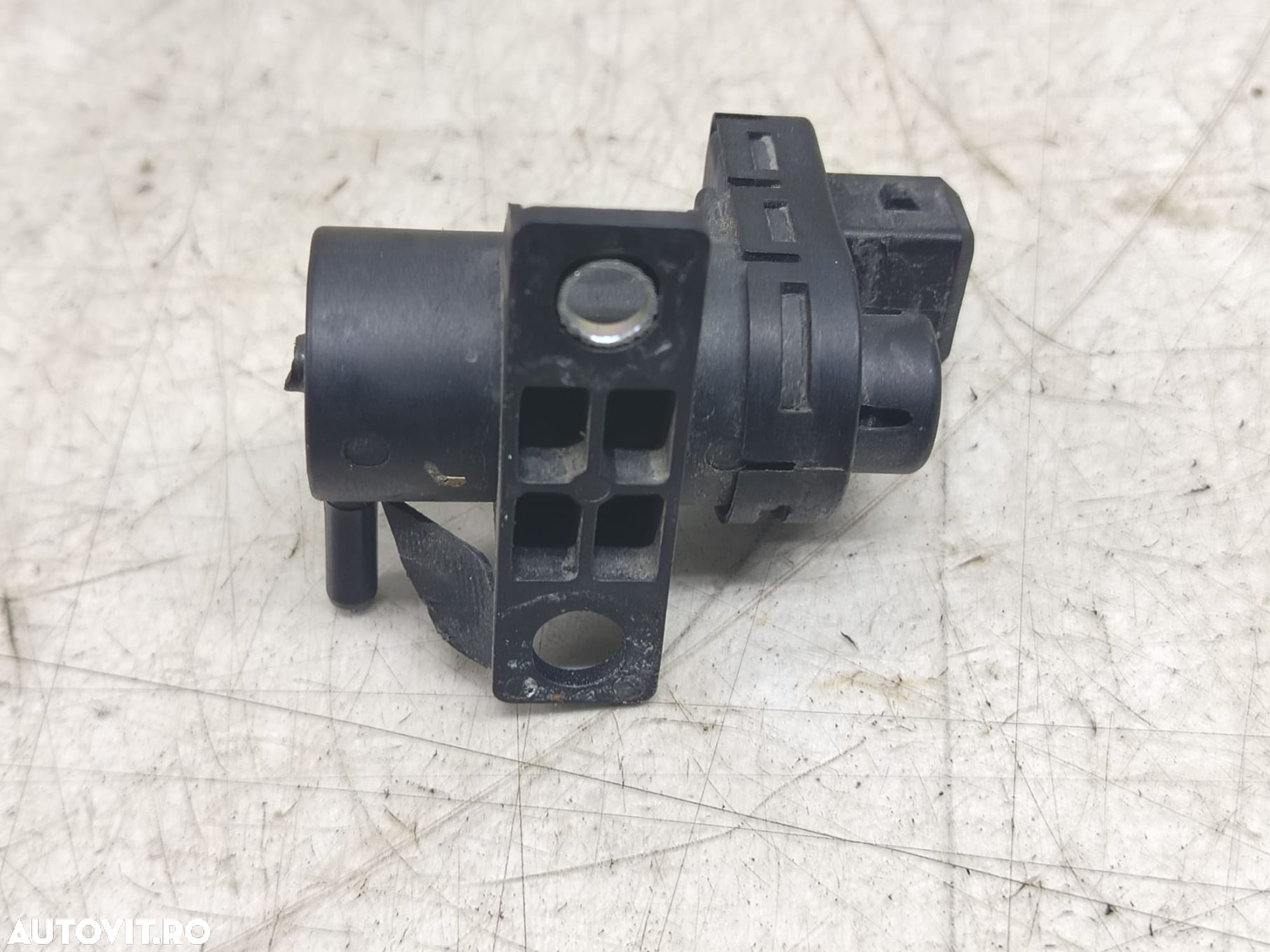 Electrovalva vacuum 8200762162 Nissan Navara D40 [facelift] [2010 - 2 - 1