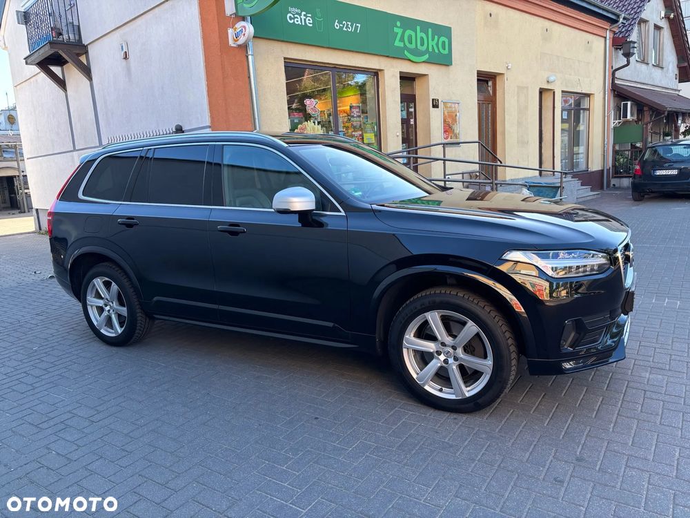 Volvo XC 90 D5 AWD Geartronic RDesign - 9