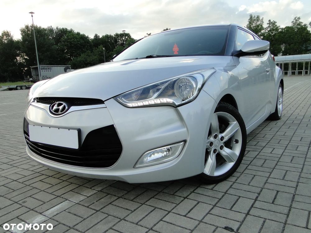 Hyundai Veloster 1.6 Premium - 33