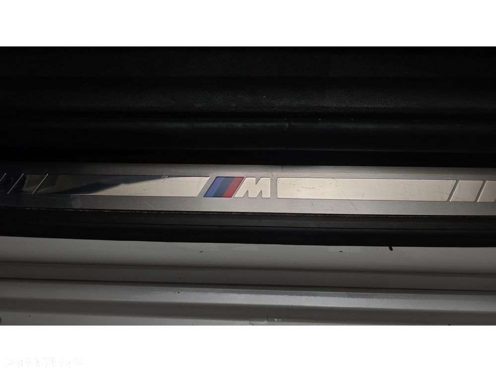 BMW Seria 3 320d xDrive M Sport - 30