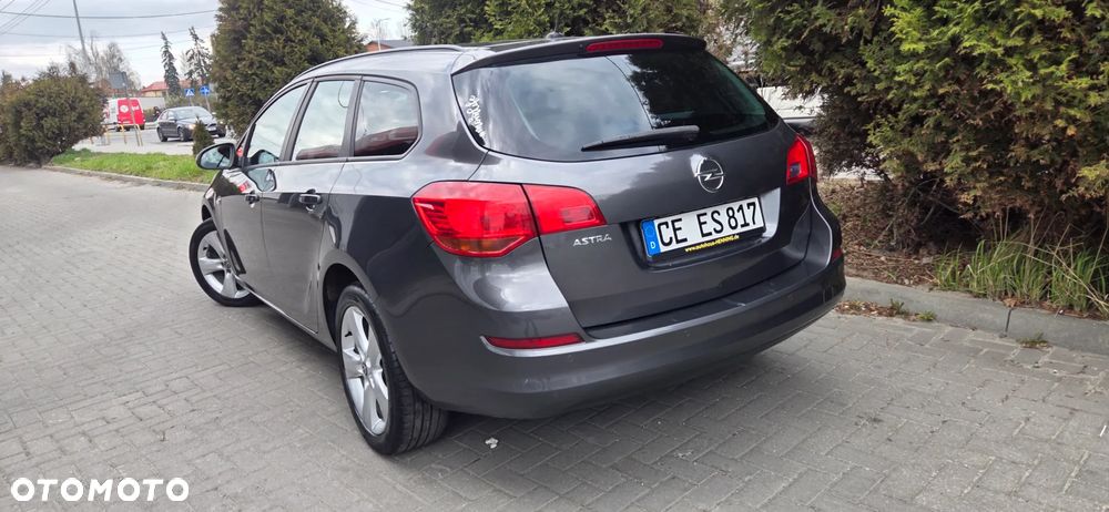 Opel Astra 1.6 Color Edition - 12