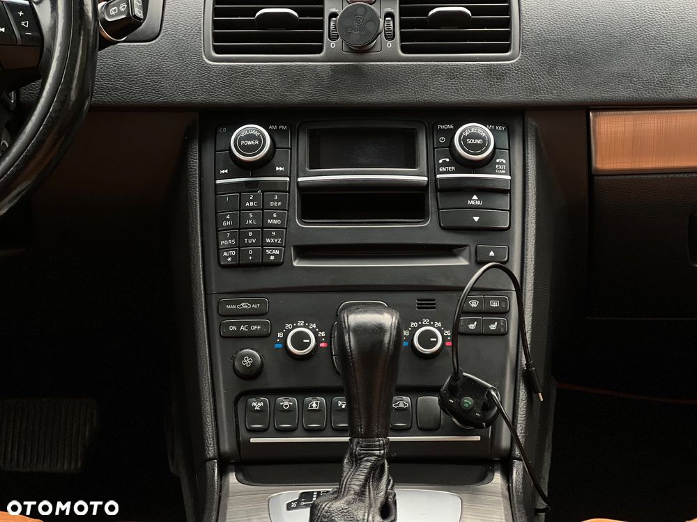 Volvo XC 90 D5 AWD Executive - 29