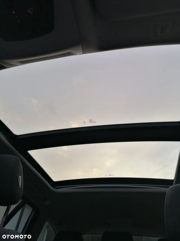 BMW Seria 5 520d Luxury Line - 11