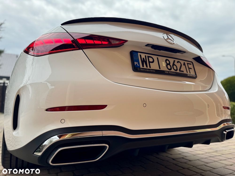 Mercedes-Benz Klasa C 180 mHEV AMG - 18