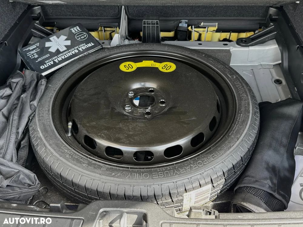 Volvo XC 40 Recharge T5 Twin Engine AT7 R-Design - 22