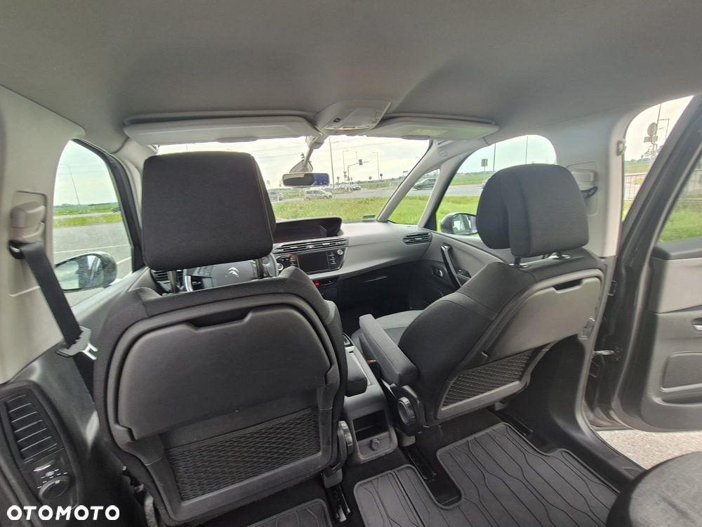Citroën C4 Grand Picasso 1.2 PureTech MoreLife S&S - 9