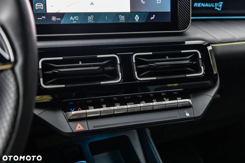 Renault 4 E-Tech 52kWh Comfort Range Iconic - 18