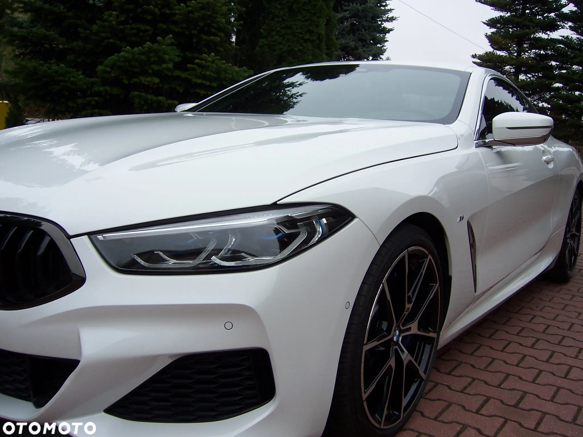 BMW Seria 8 - 8