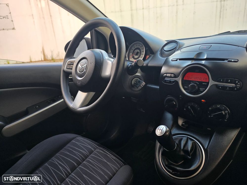 Mazda 2 1.3 MZR Exclusive - 42