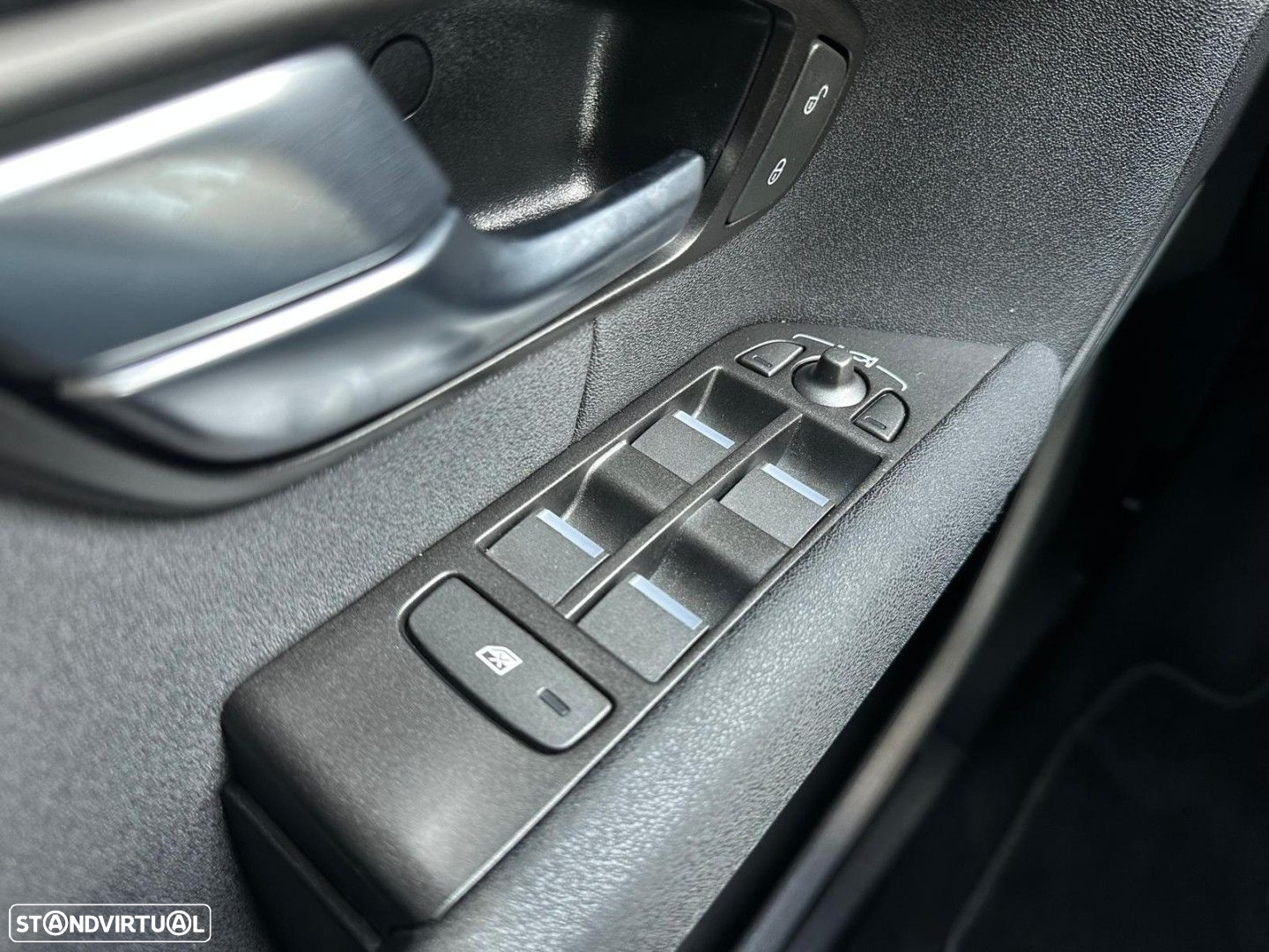 Land Rover Range Rover Evoque 2.0 eD4 Pure - 28