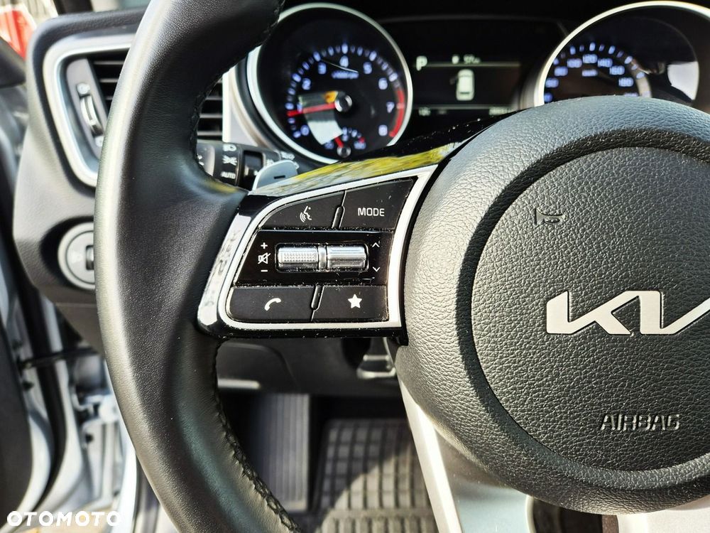 Kia Ceed 1.5 T-GDI M DCT - 16