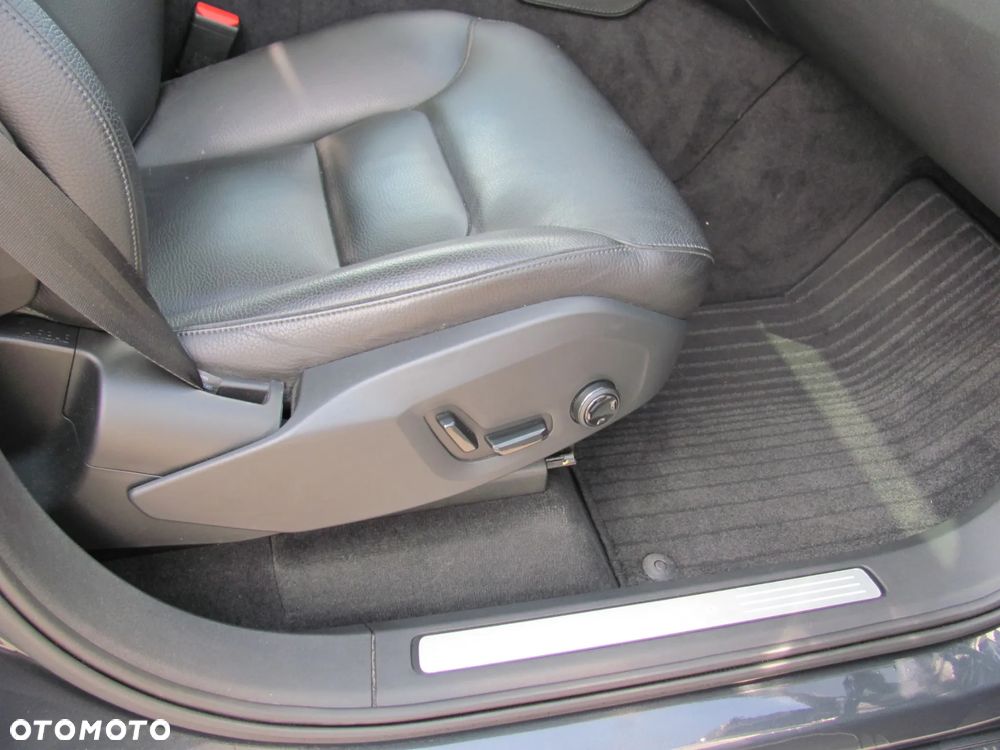 Volvo XC 90 D4 FWD Momentum - 16