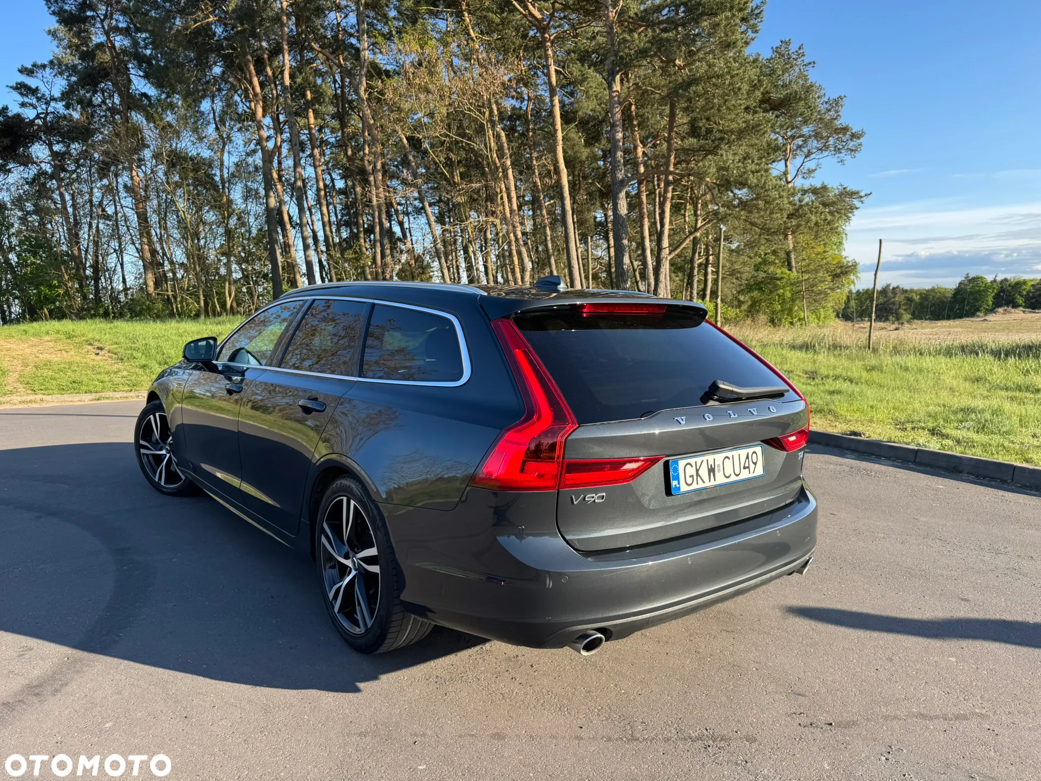 Volvo V90 T4 Geartronic Momentum Pro - 13