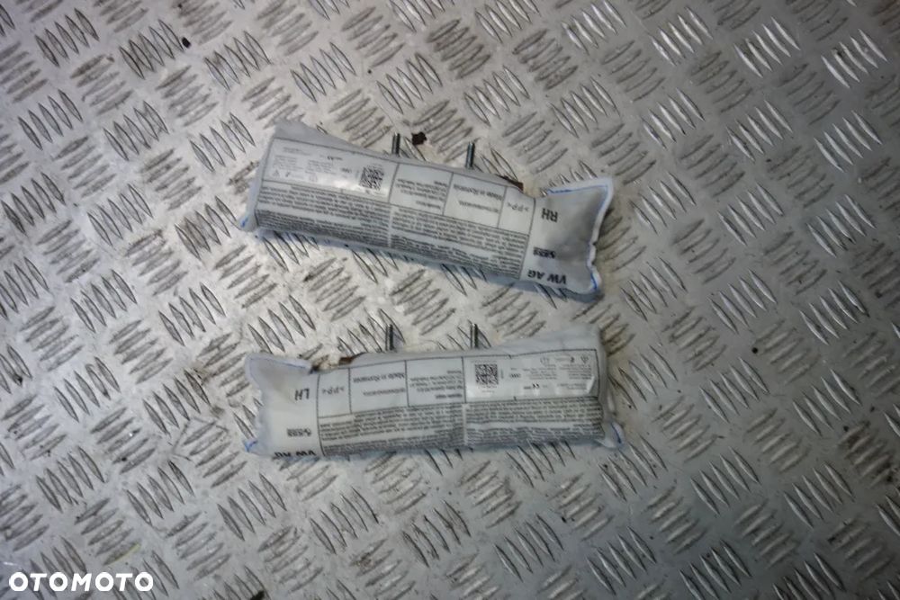 PODUSZKA FOTELA LEWA PRAWA AUDI A6 C8 4K0880441F 4K0880442F - 1