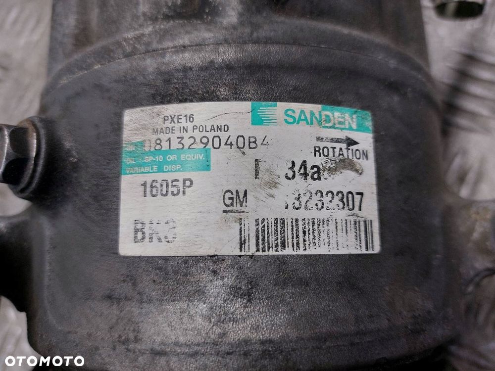 SPRĘŻARKA KOMPRESOR KLIMATYZACJI OPEL INSIGNIA A 2.0 CDTI 13232307 - 2