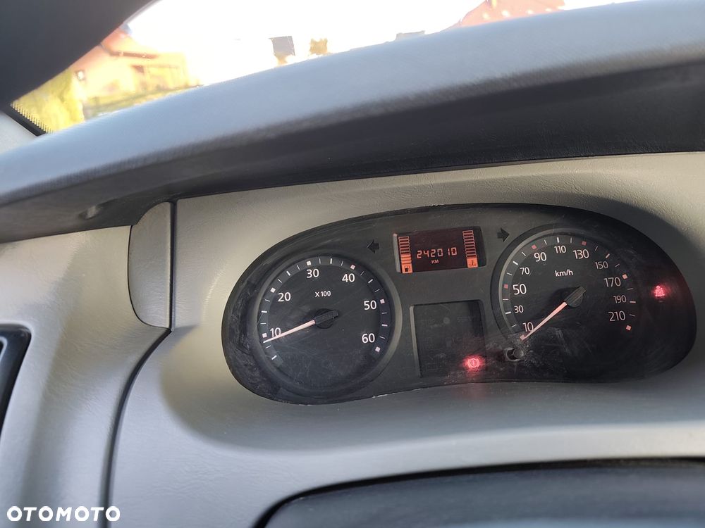 Nissan Primastar - 12