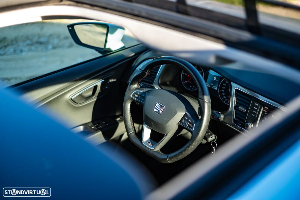 SEAT Leon ST 2.0 TDI S&S FR - 10