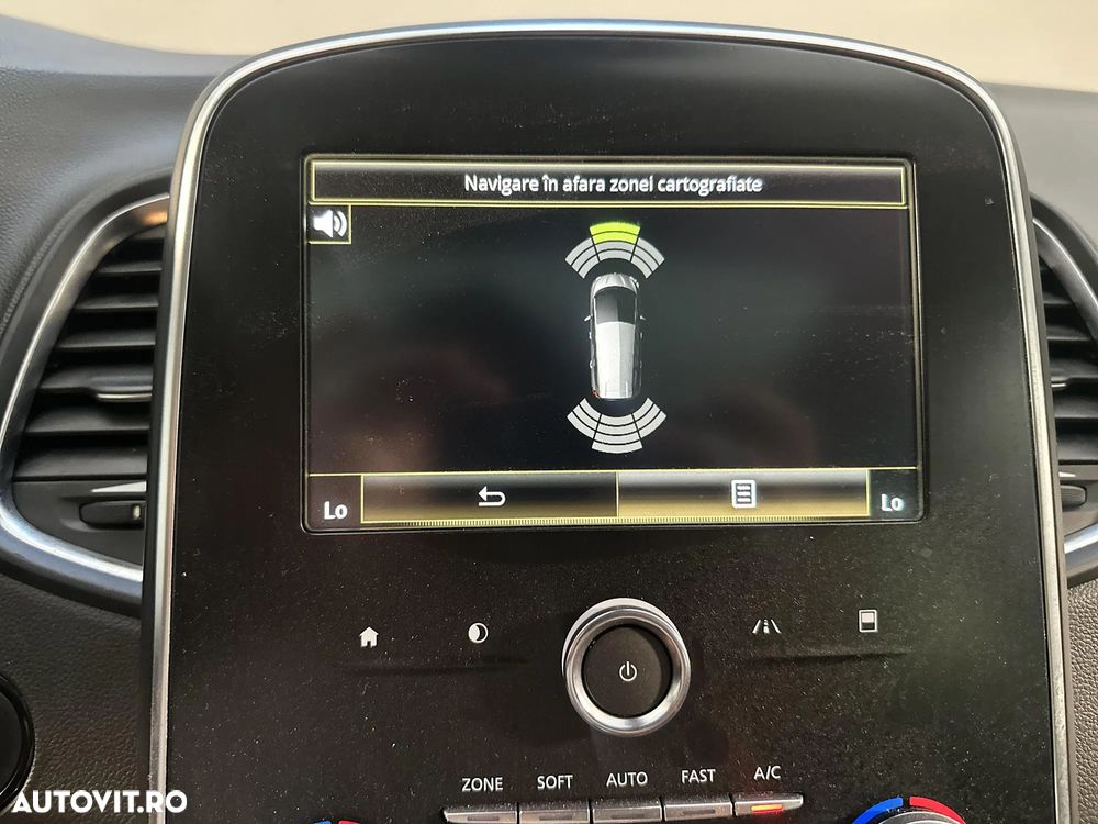 Renault Grand Scenic - 20