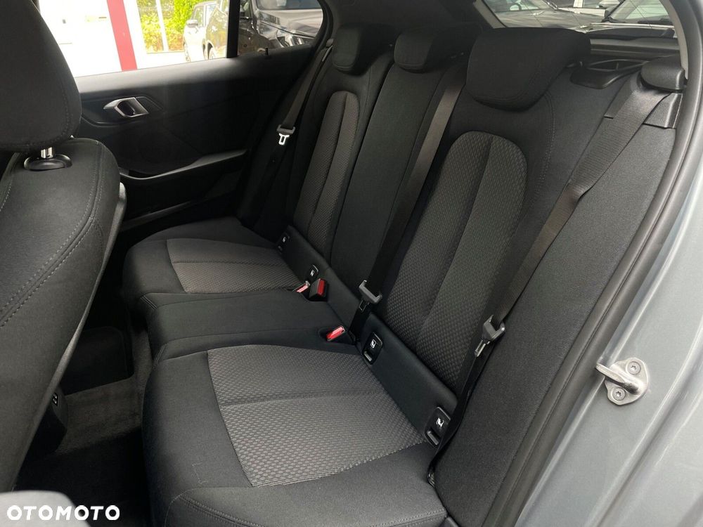 BMW Seria 1 - 12