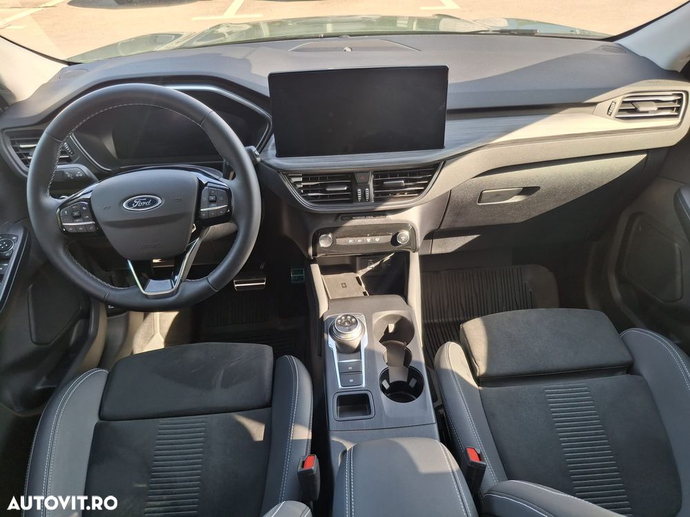 Ford Kuga - 12