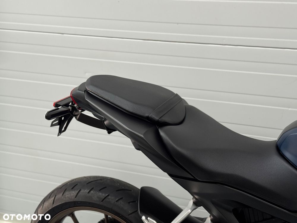 Honda CB - 3