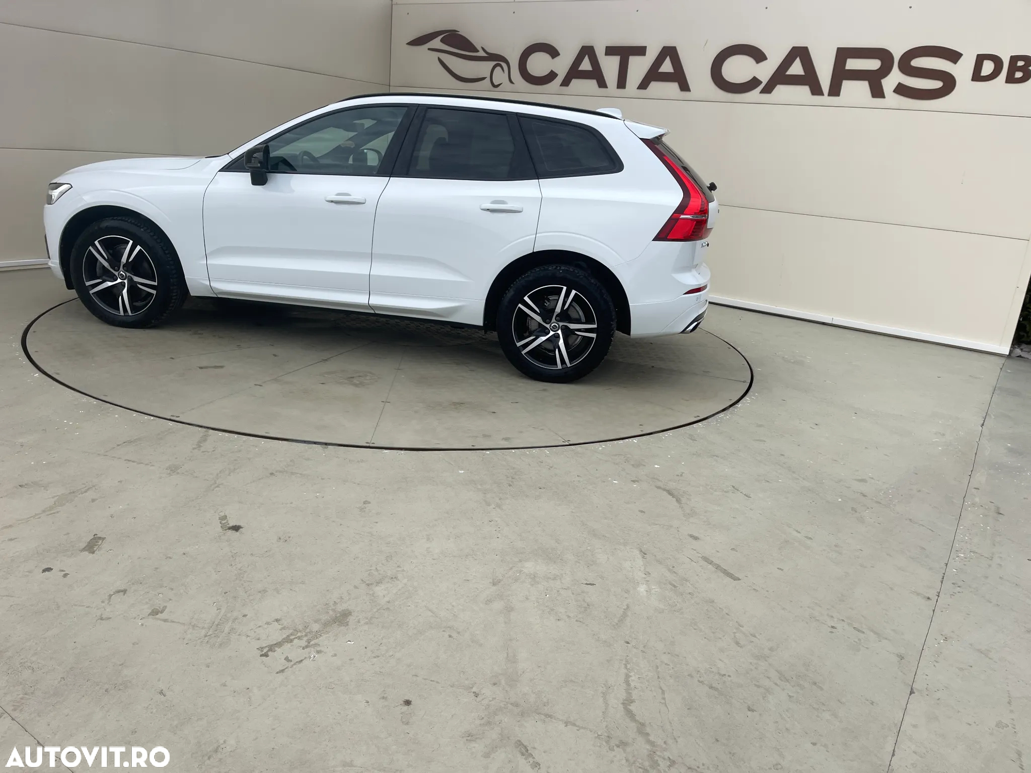Volvo XC 60 B4 MHEV R-Design - 7
