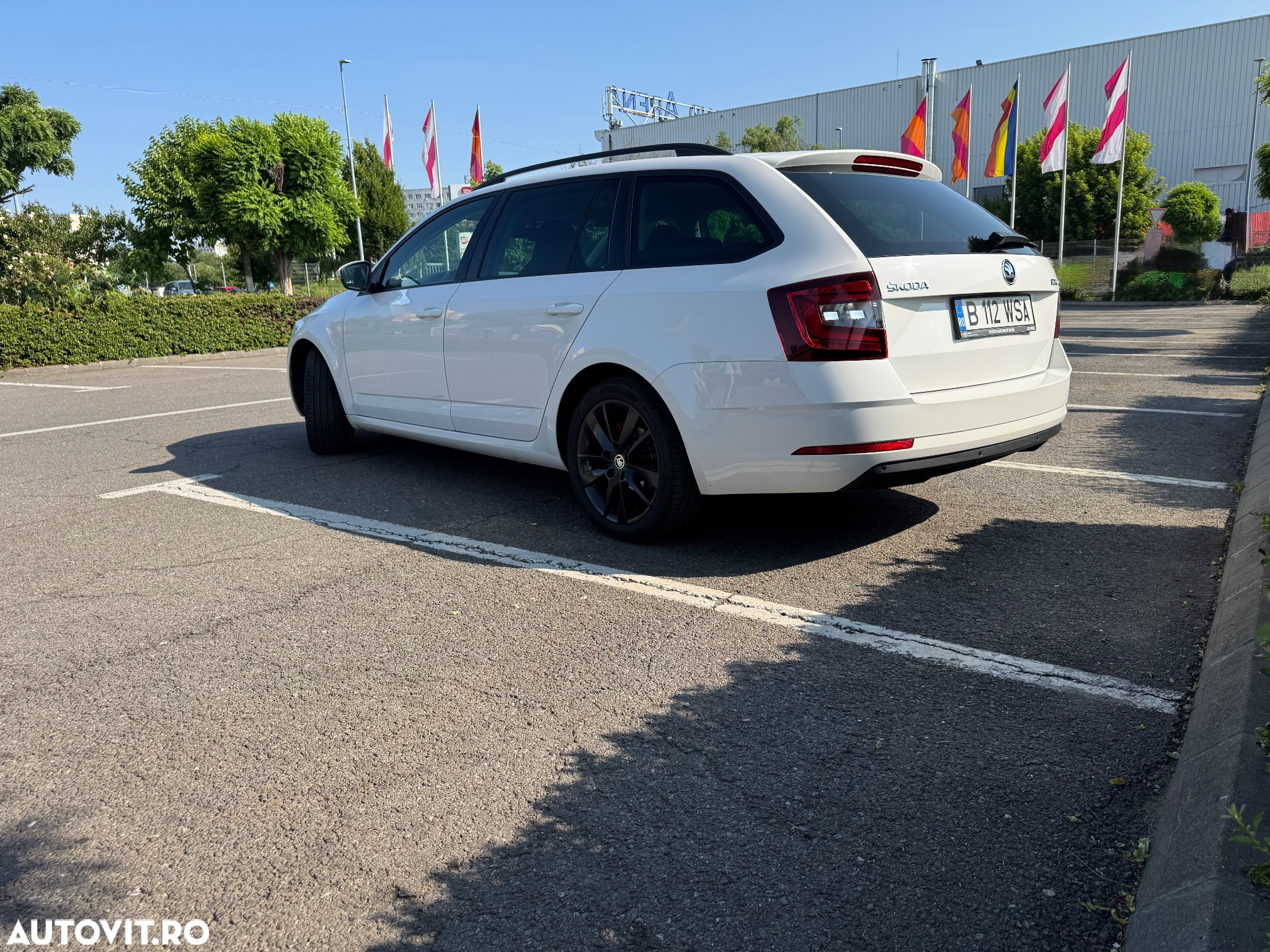 Skoda Octavia Combi Diesel 1.6 TDI DSG Style - 12