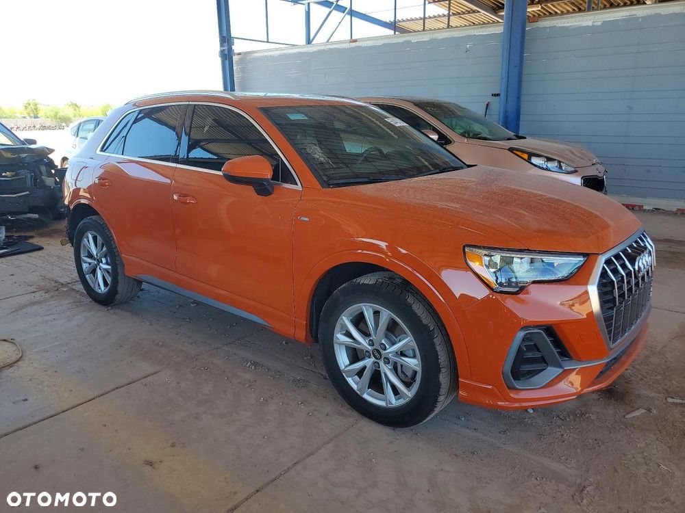 Audi Q3 45 TFSI Quattro S tronic S line - 2