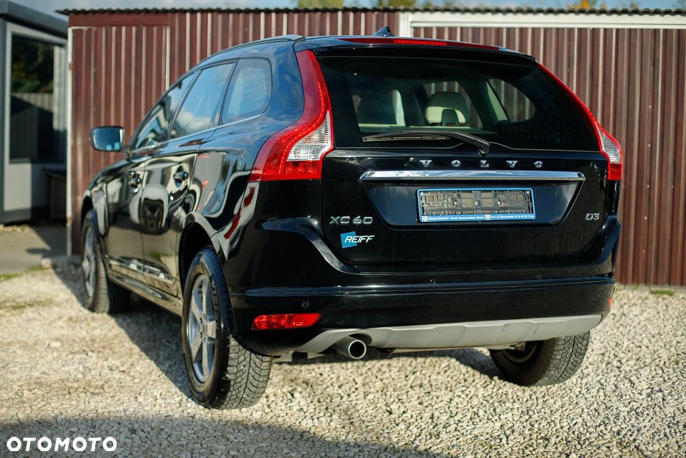 Volvo XC 60 D3 Summum - 10
