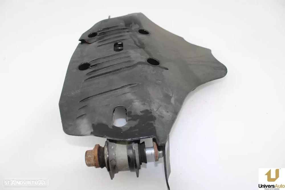 BRAÇO SUSPENSÃO INFERIOR TRASEIRO DIREITO BMW 1 2018 -33326796138 - 2