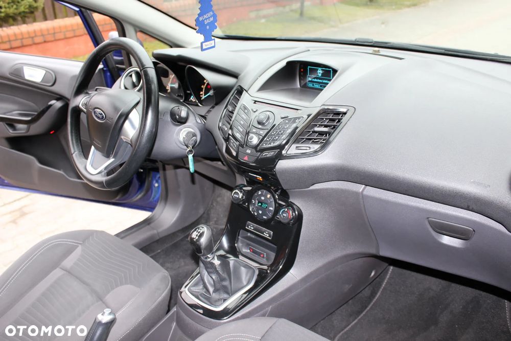 Ford Fiesta 1.0 EcoBoost STart-Stop ST-LINE - 19