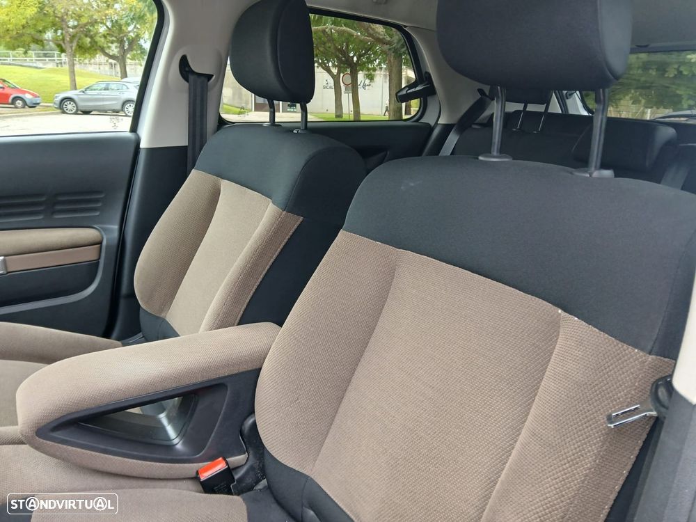 Citroën C4 Cactus 1.6 e-HDi Feel J17 ETG6 - 8